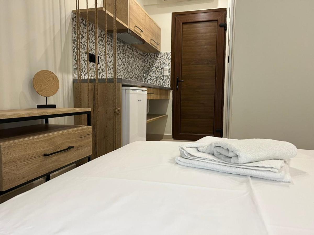 Elenasrooms Kallithea  ภายนอก รูปภาพ